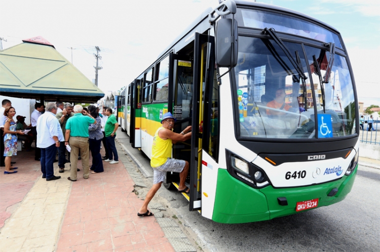 Prefeito verifica ‘in loco’ início da primeira etapa do sistema BRT - SMTT Aracaju